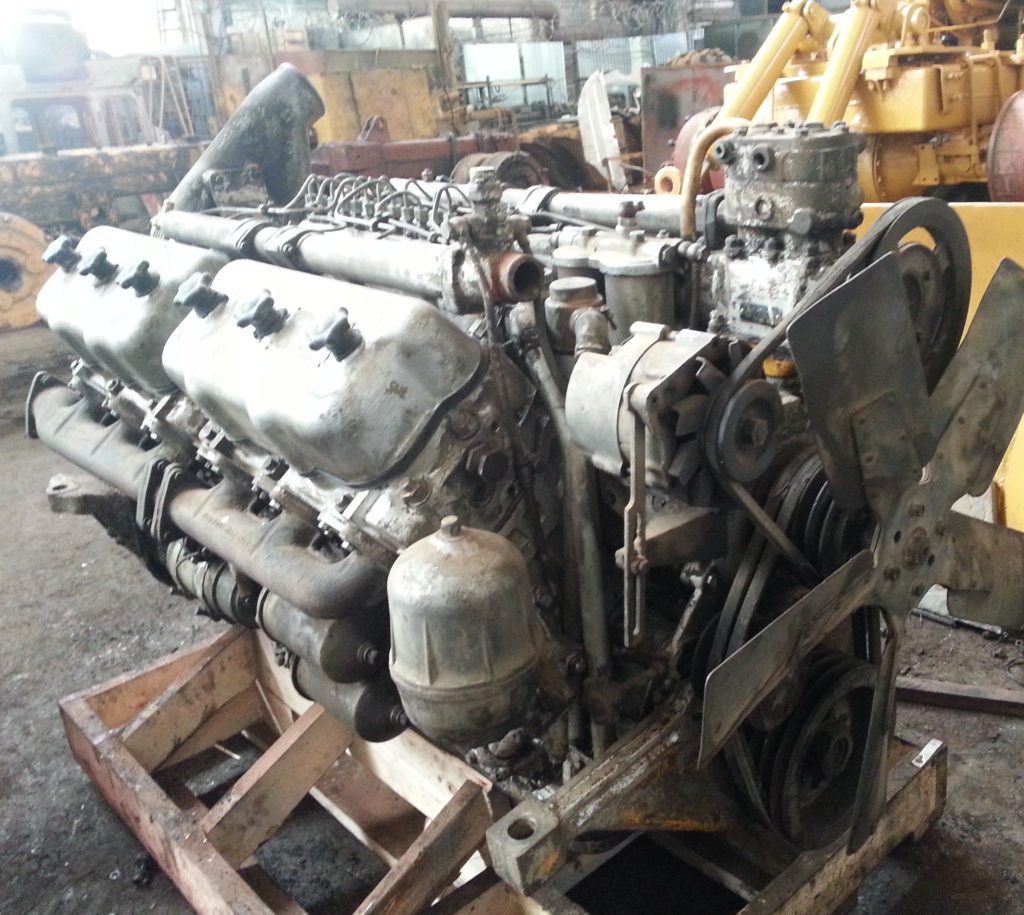 «Кировец» К-700 двигатель