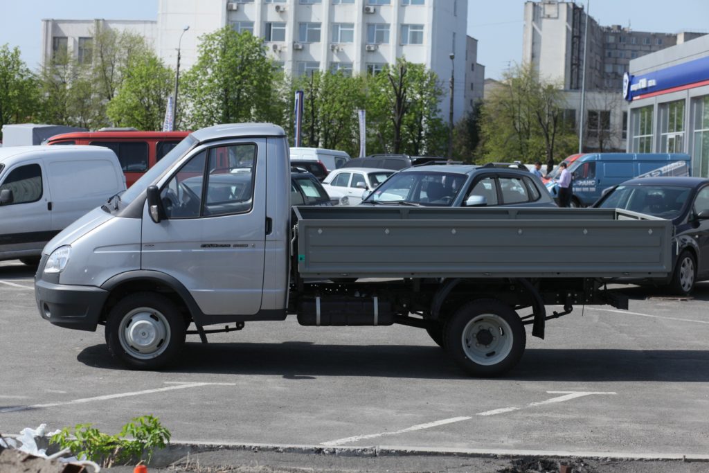 ГАЗ-3302