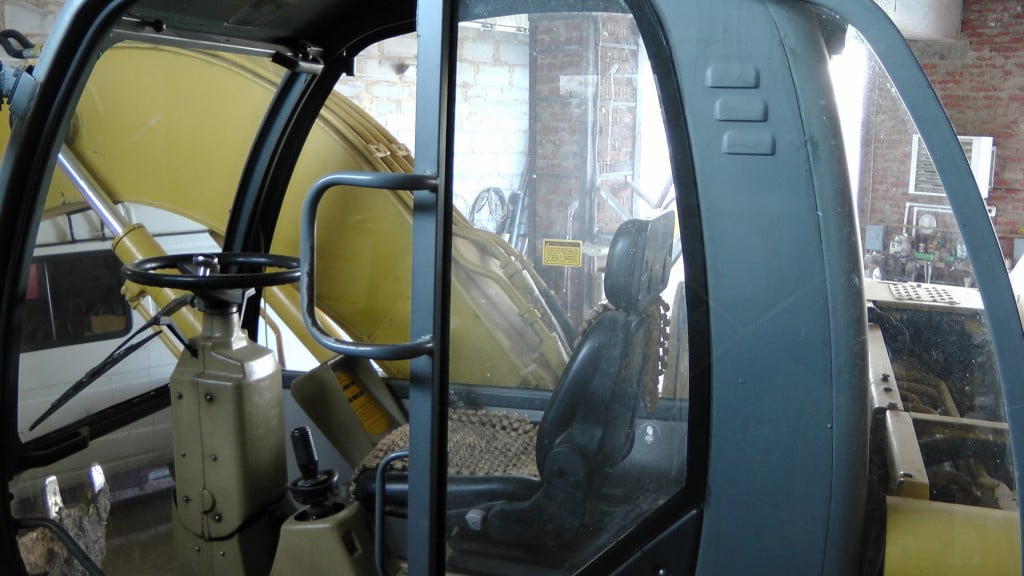 Кабина ЕК 12