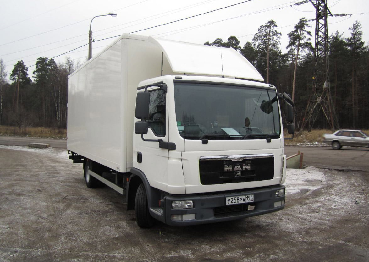 Фургон MAN 8.180